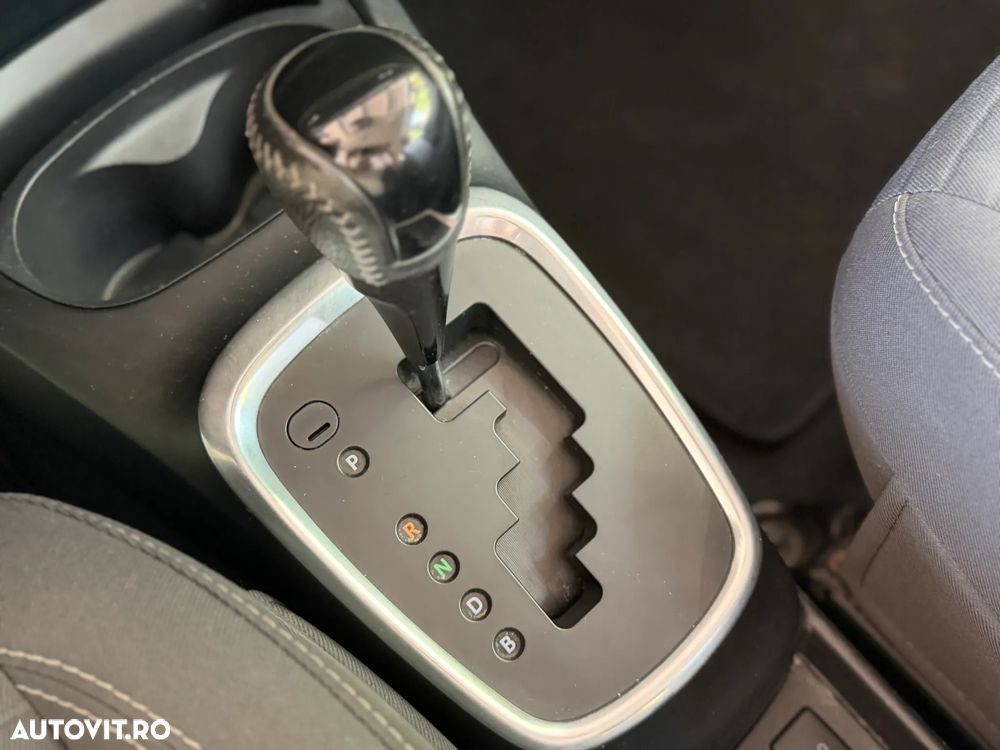 Toyota Yaris - 29