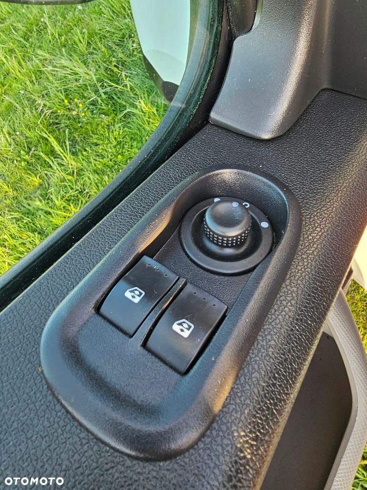 Renault Master - 24