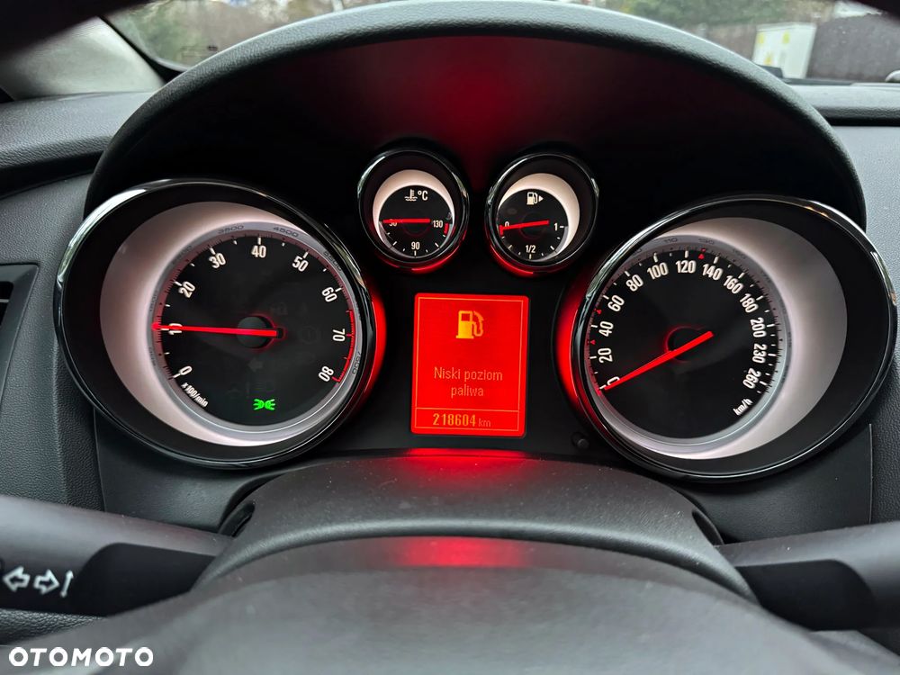 Opel Astra 1.4 T Business - 15