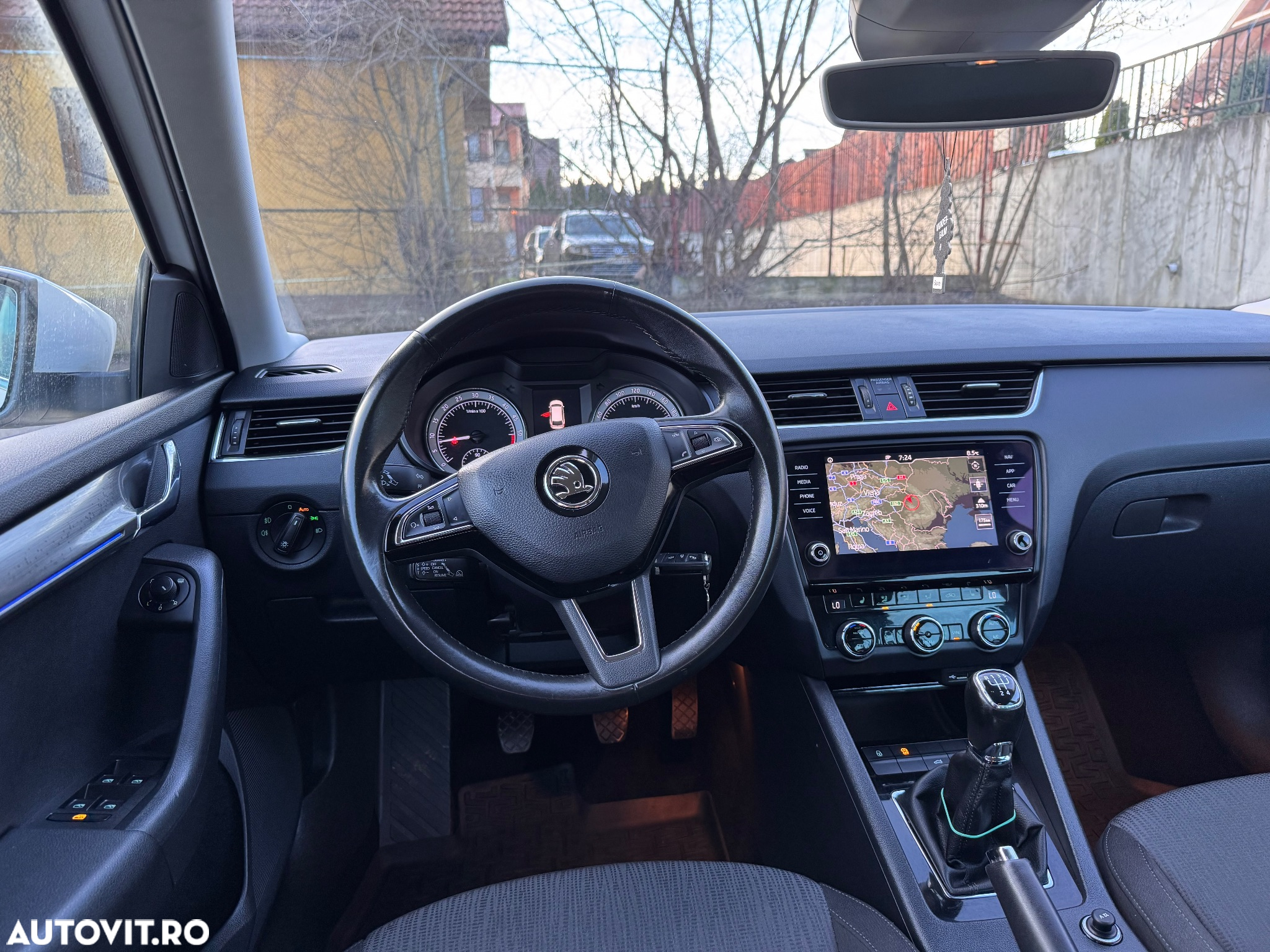 Skoda Octavia Combi Diesel 1.6 TDI Style - 38