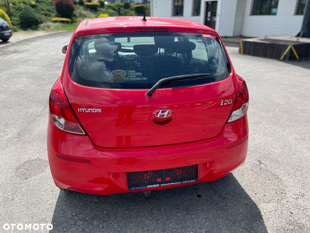 Hyundai i20 1.2 Trend - 8