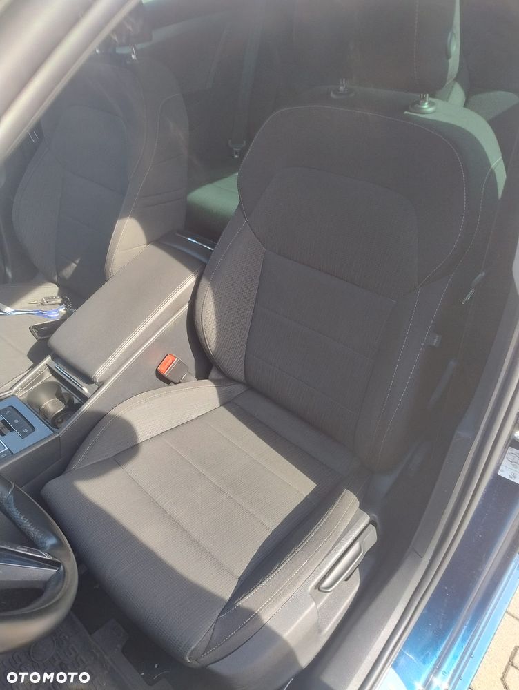 Skoda Superb 2.0 TDI Style DSG - 11