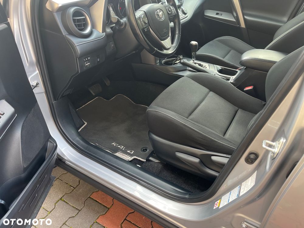 Toyota RAV4 - 20