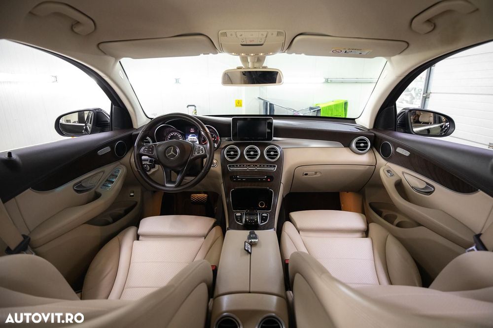 Mercedes-Benz GLC Coupe 220 d 4MATIC - 7
