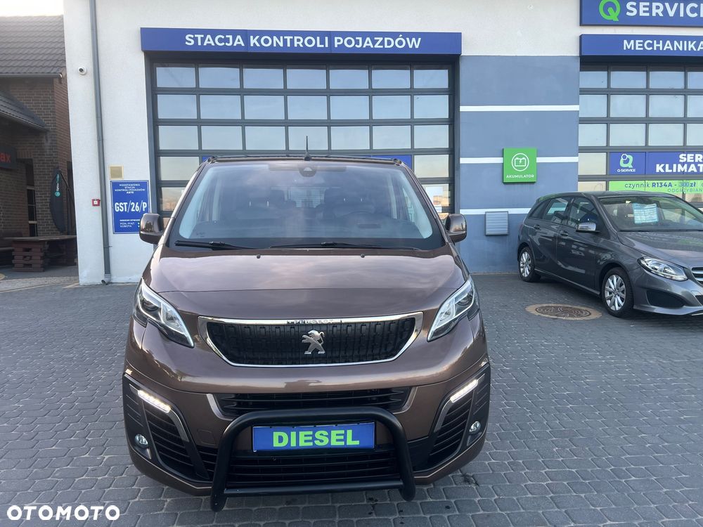 Peugeot Traveller L3 2.0 EAT8 Business VIP - 3