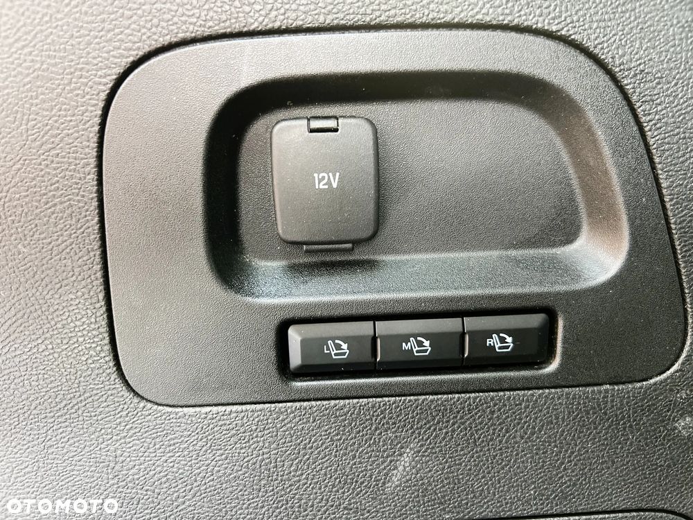 Ford S-Max - 26