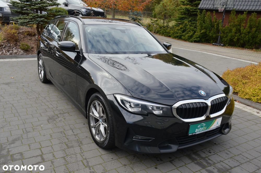BMW Seria 3 320d Sport Line Shadow - 10