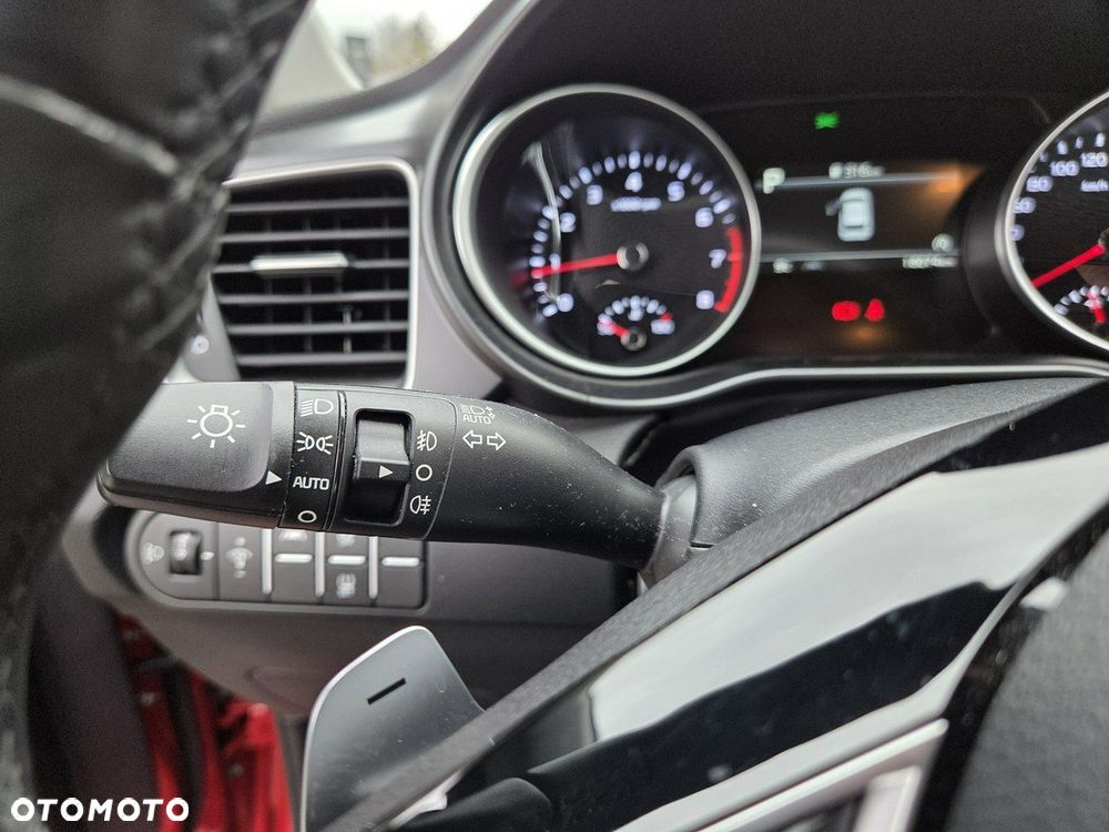 Kia Ceed 1.5 T-GDI M DCT - 16