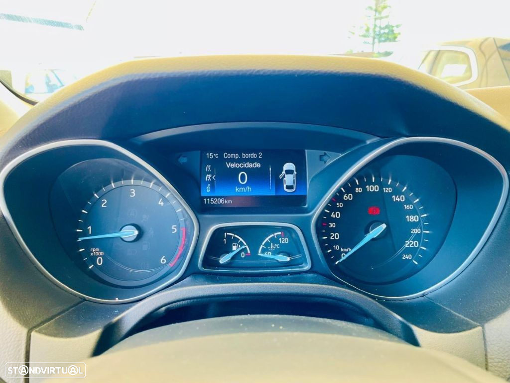 Ford Focus SW 1.5 TDCi EcoBlue Titanium - 12