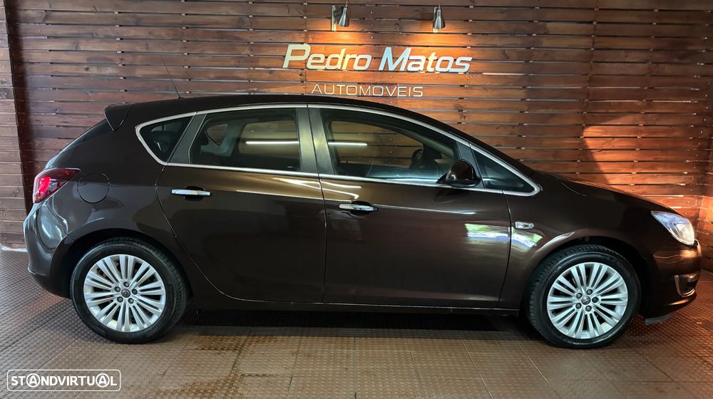 Opel Astra 1.4 Cosmo - 4