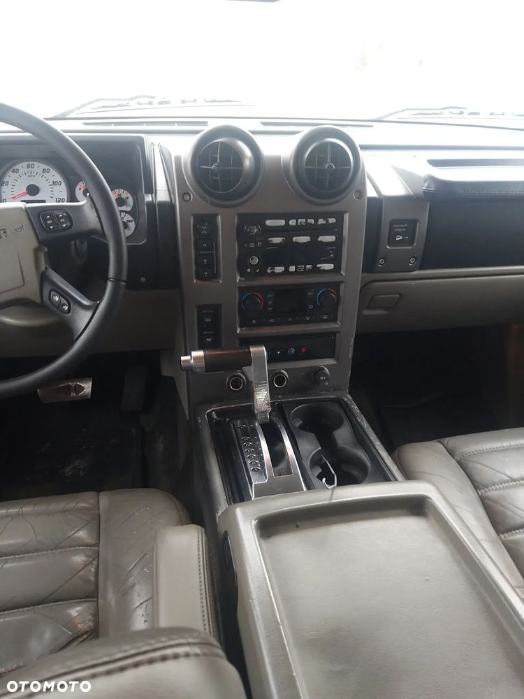 Hummer H2 6.0 V8 - 9