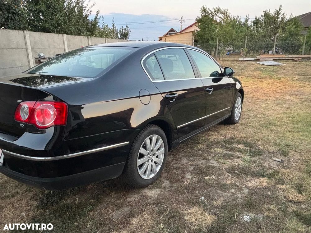 Volkswagen Passat - 3