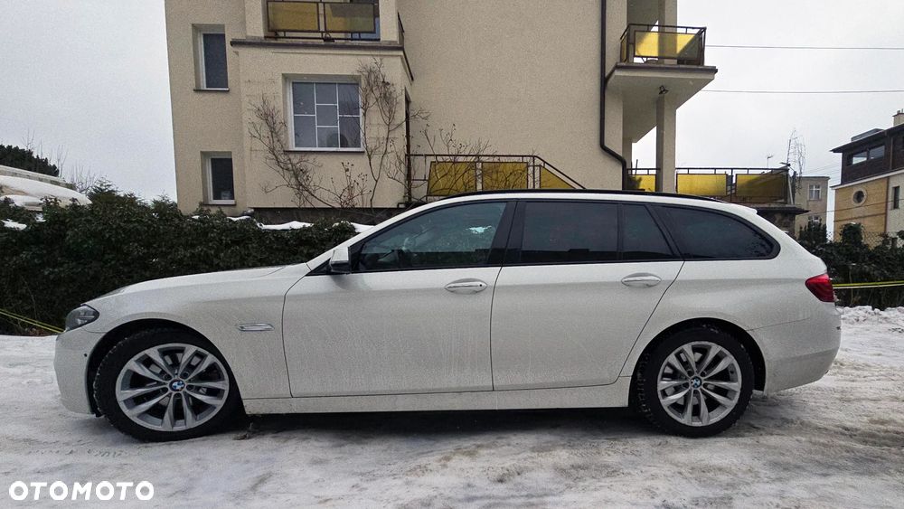 BMW Seria 5 520d xDrive - 6