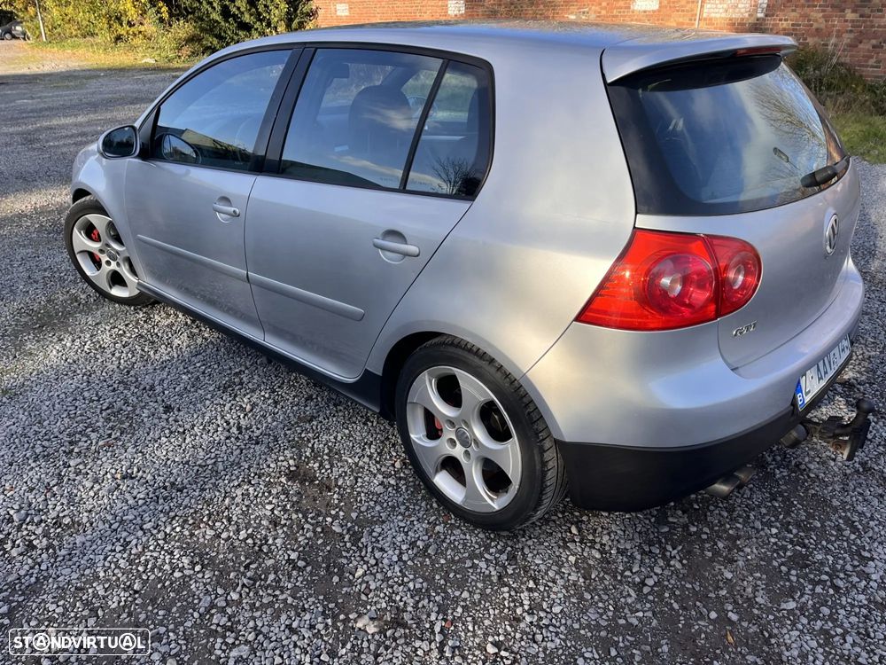 VW Golf 2.0 GTI - 4