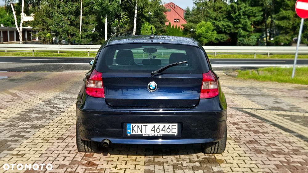 BMW Seria 1 118d - 24