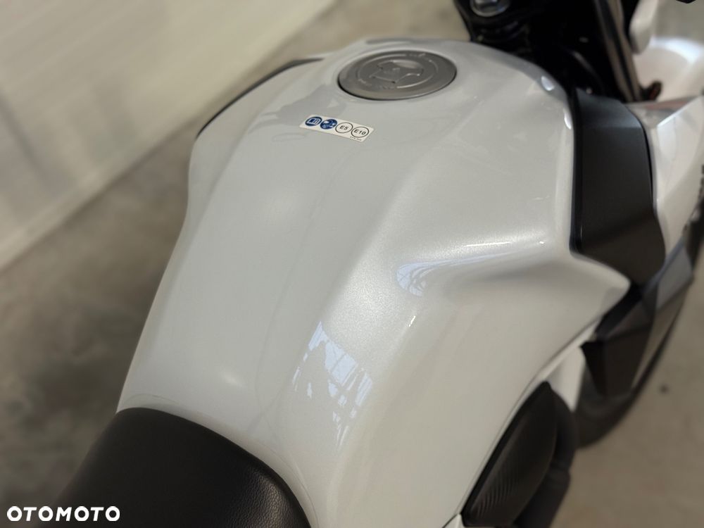 Honda CB - 17