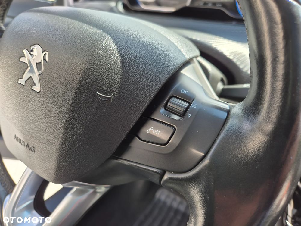 Peugeot 2008 - 30