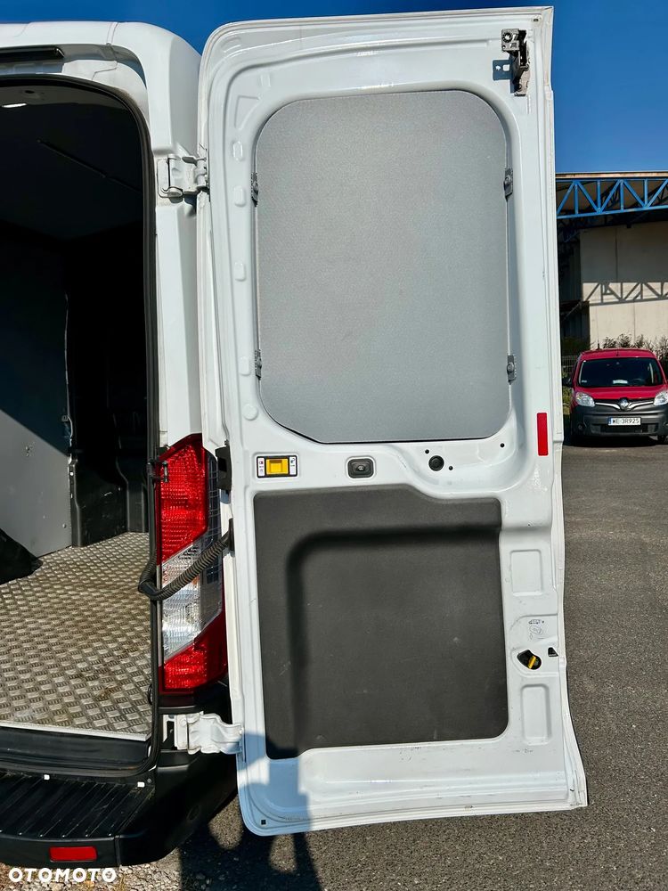 Ford Transit - 30