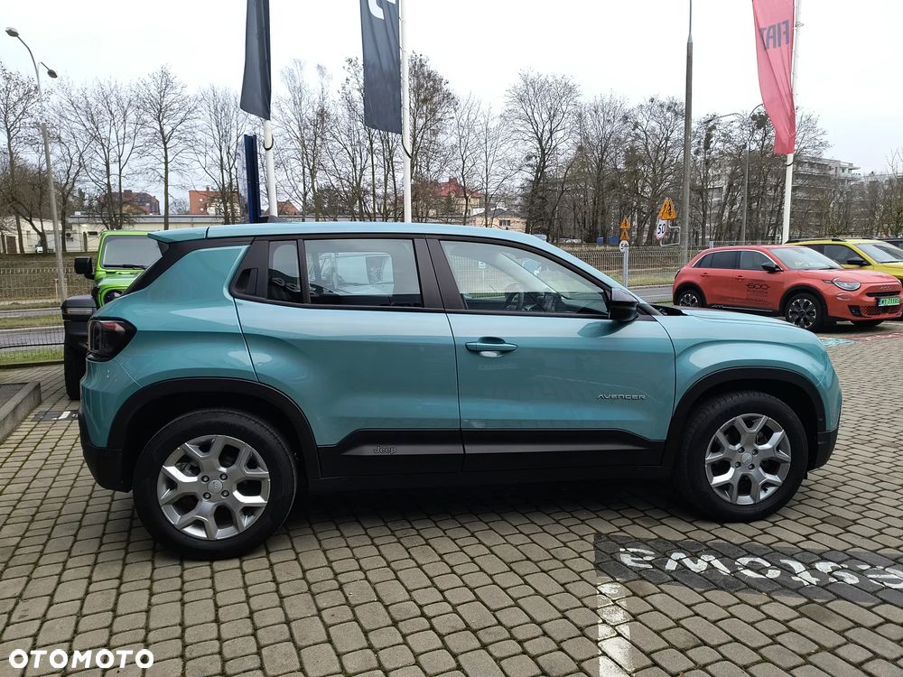 Jeep Avenger 1.2 GSE T3 Altitude FWD - 3