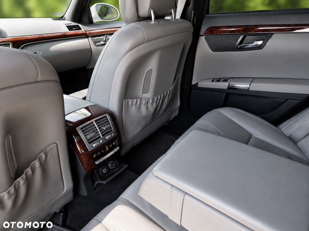 Mercedes-Benz Klasa S 500 4-Matic - 14
