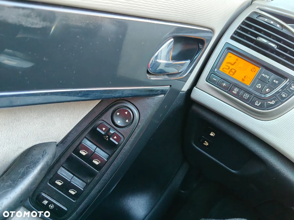 Citroën C4 Grand Picasso 1.6 HDi Equilibre Pack MCP - 23