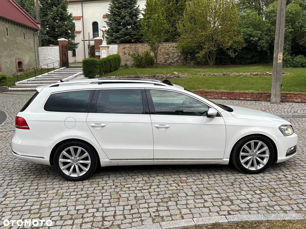 Volkswagen Passat - 4