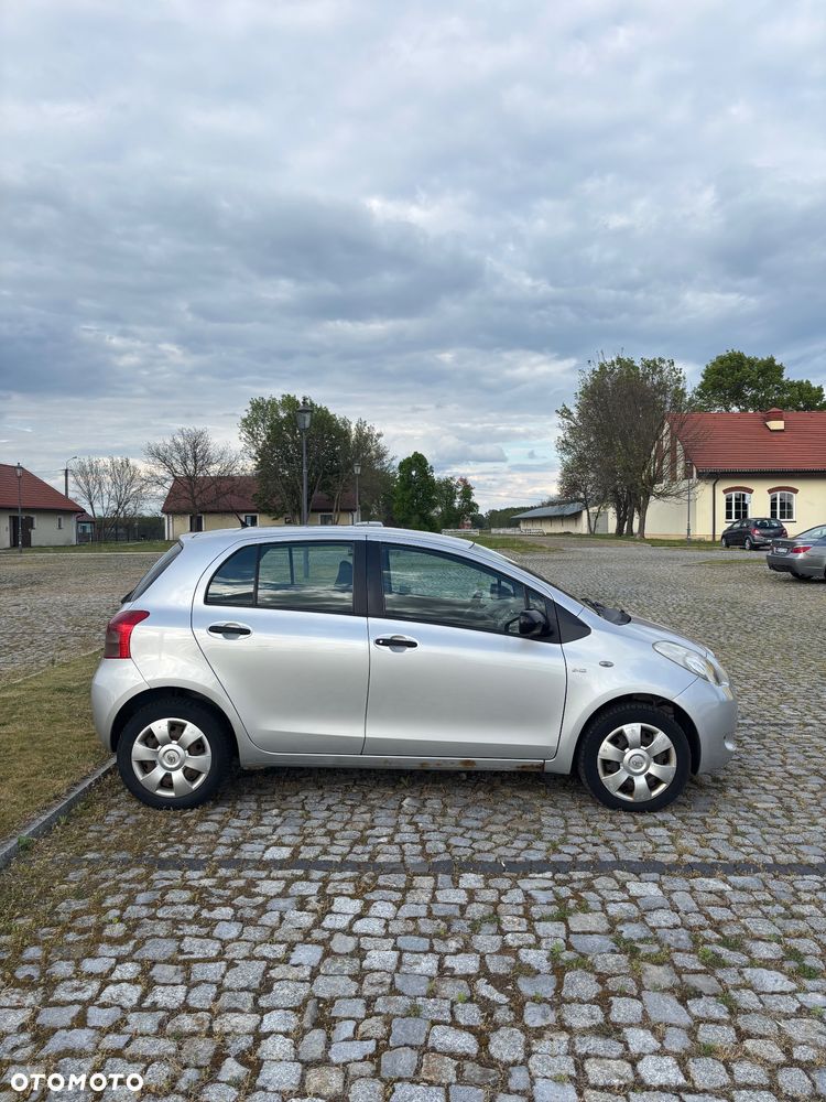 Toyota Yaris 1.4 D-4D Luna - 25