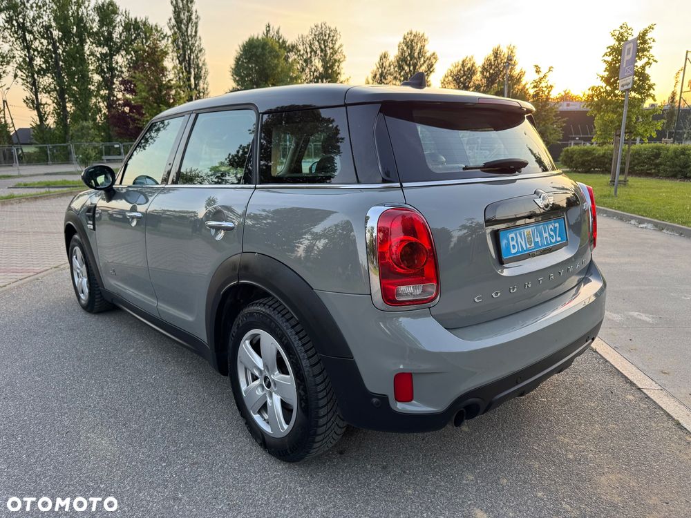 MINI Countryman Cooper ALL4 Trim - 12