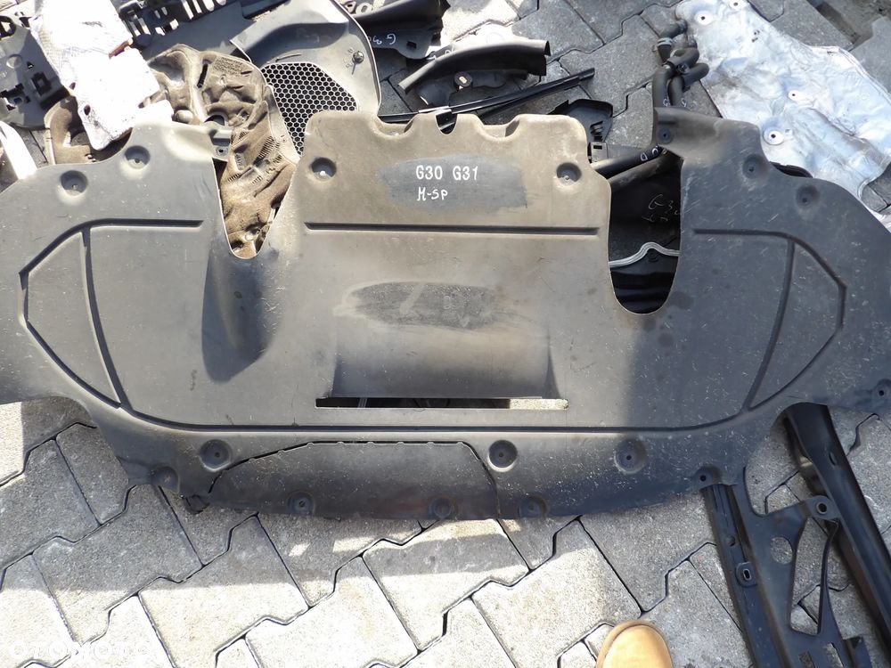 BMW - G30 - PŁYTA , OSŁONA PODWOZIA - 511643-10 - 1