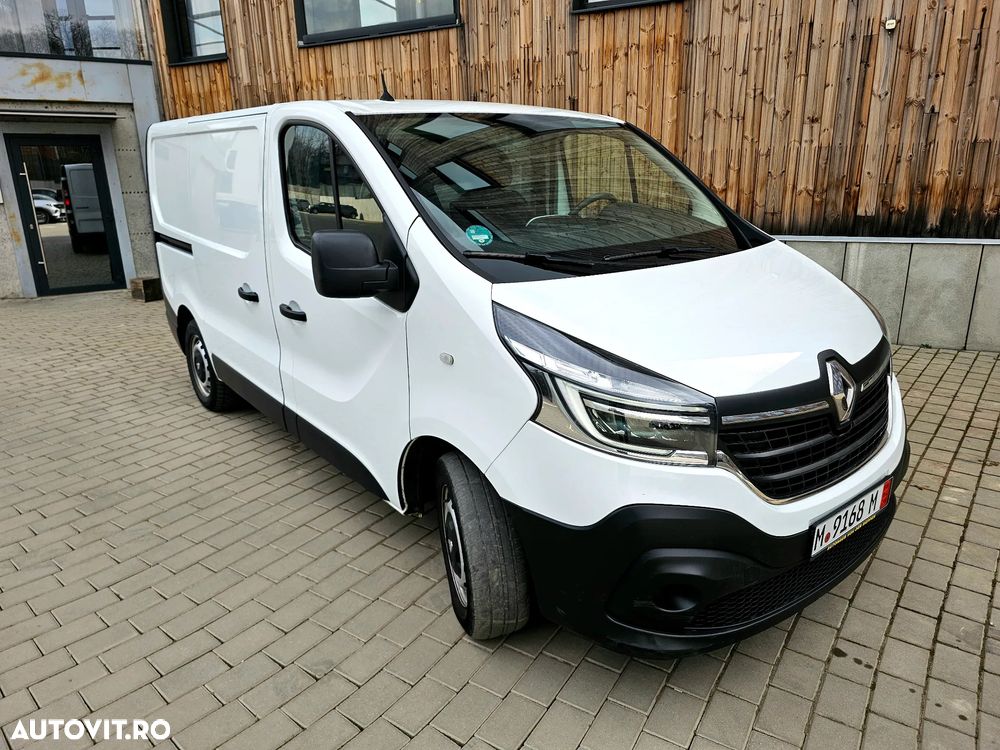 Renault Trafic - 2