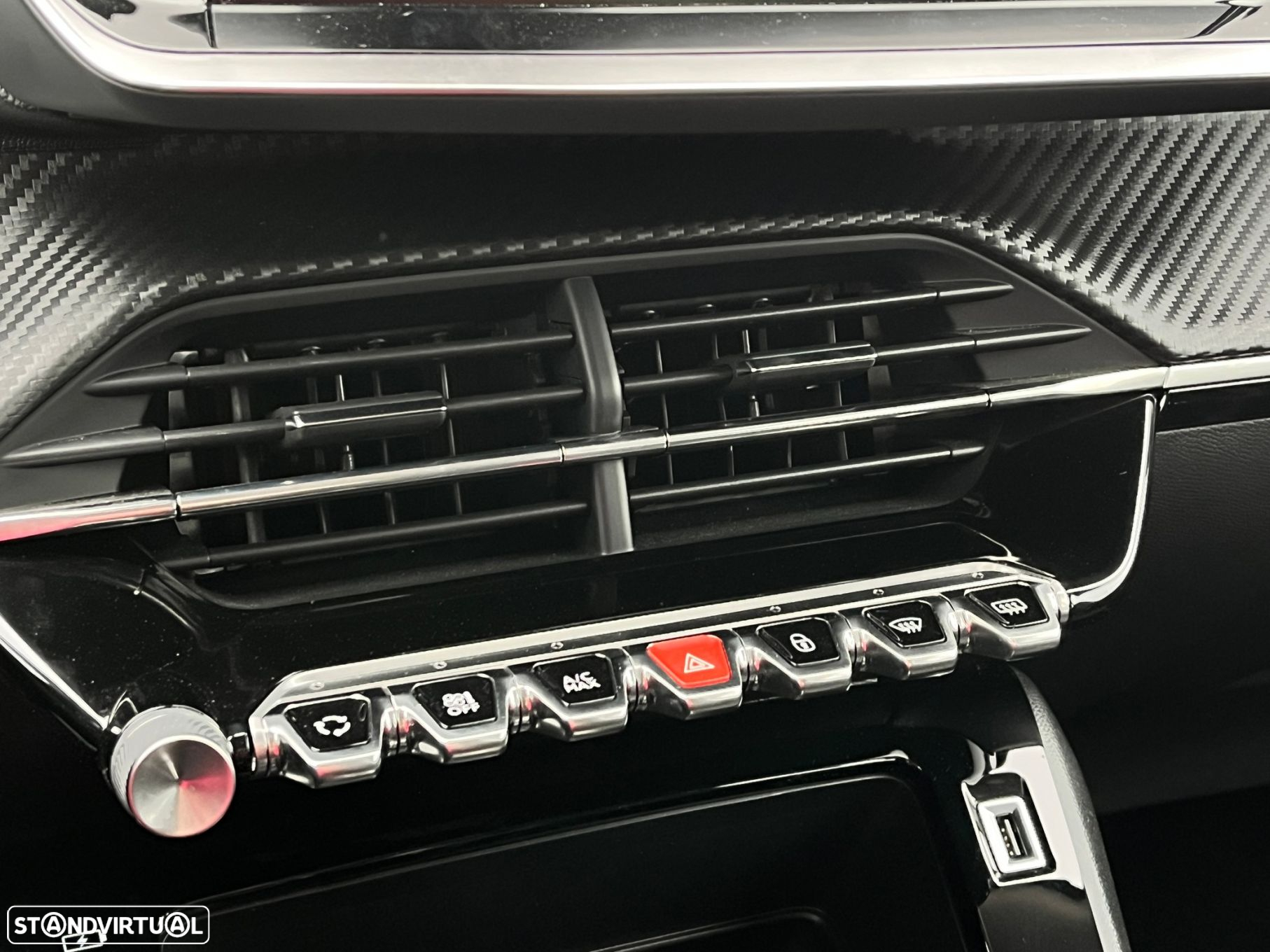 Peugeot e-2008 50 kWh Active - 18