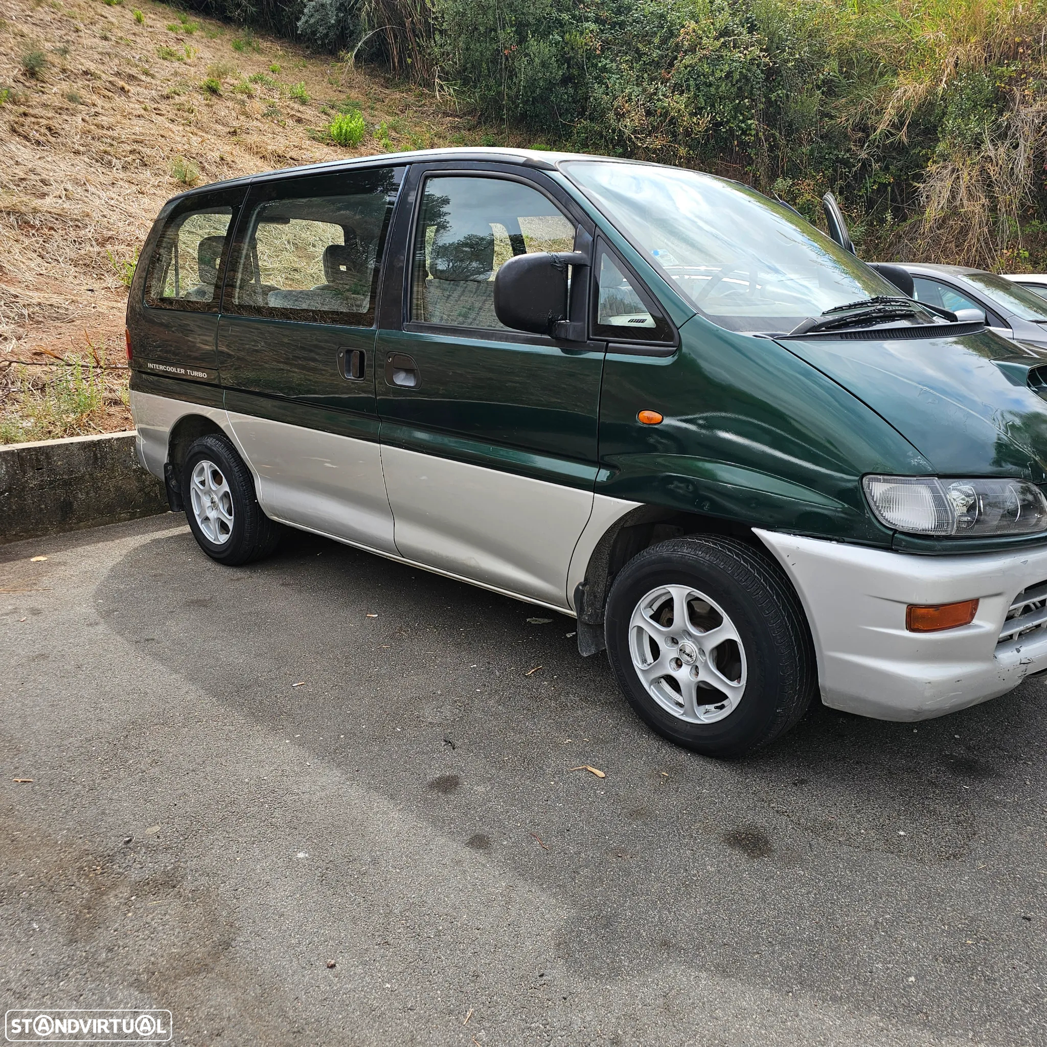 Mitsubishi Space Gear 2.5 TD GLX AC - 17