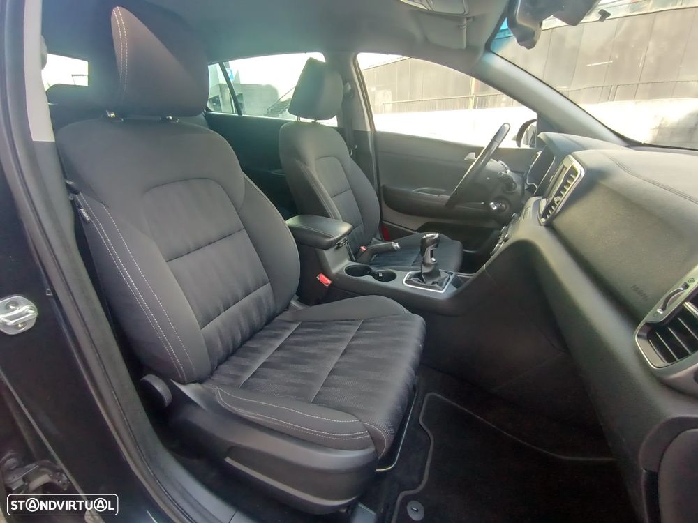 Kia Sportage 1.7 CRDI ISG Nav Line - 22