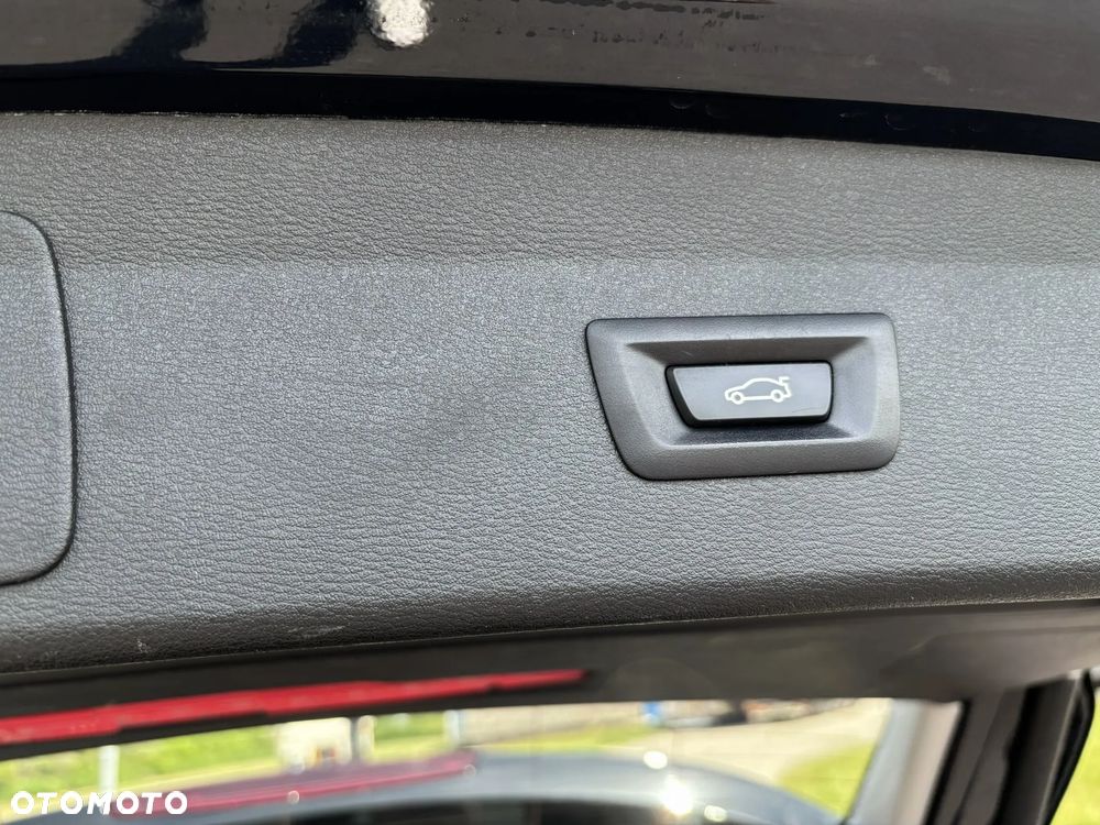 BMW X1 sDrive18d Sport Line sport - 14