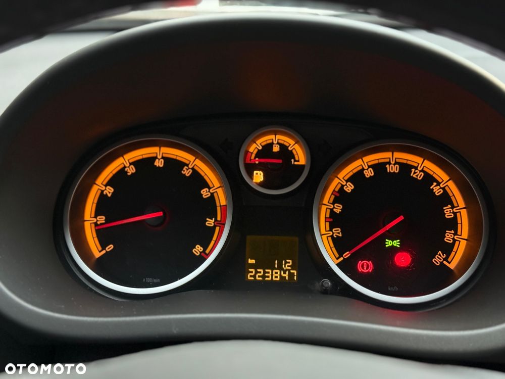 Opel Corsa 1.4 16V Active - 23