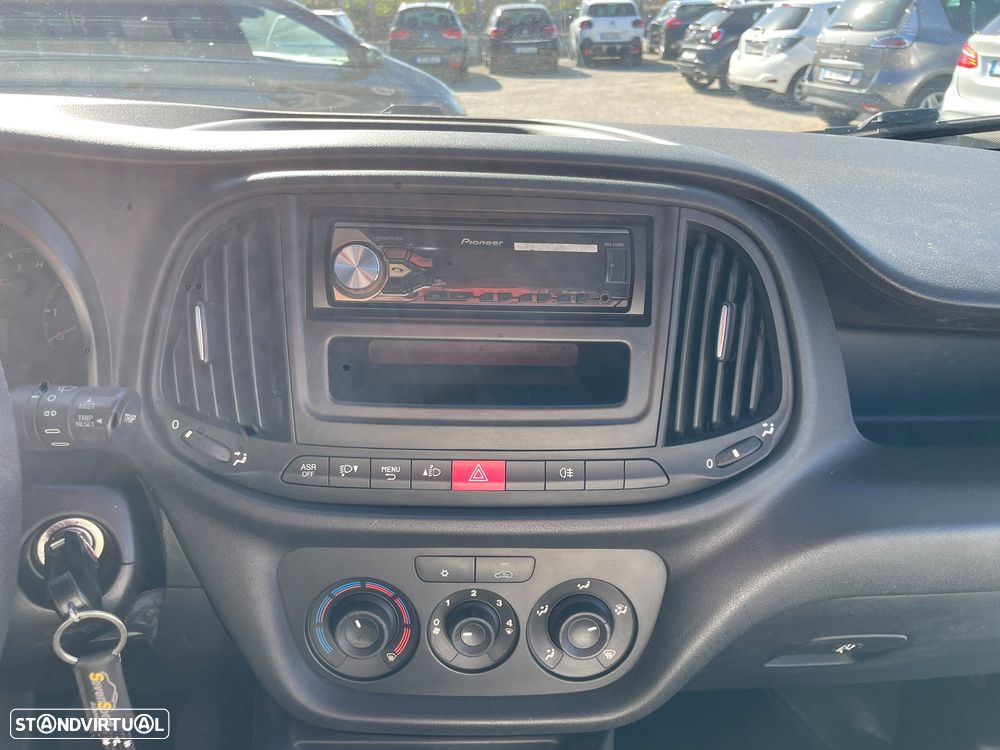 Fiat Doblo cargo Profissional 1.3 M-Jet 90cv - 12