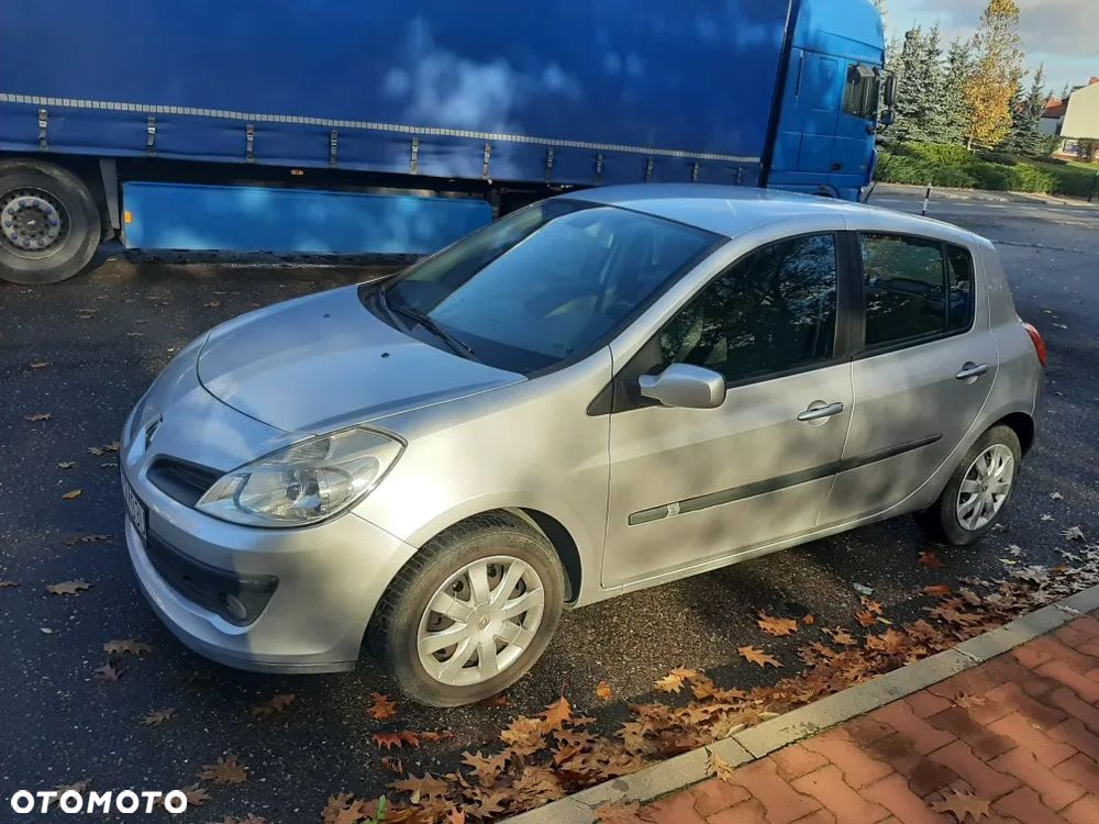 Renault Clio 1.4 16V Extreme - 4