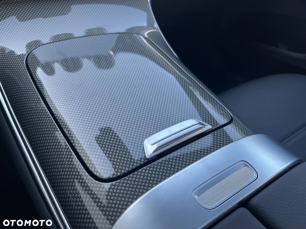 Mercedes-Benz GLC - 17