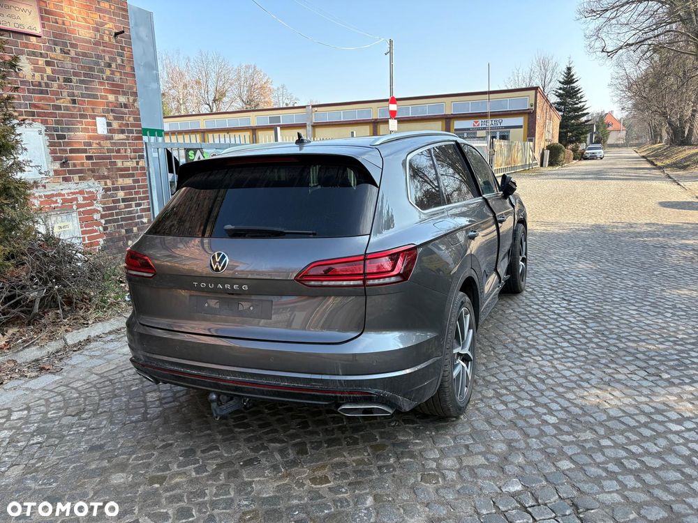Volkswagen Touareg 3.0 V6 TDI SCR 4Motion Automatik R-Line - 7