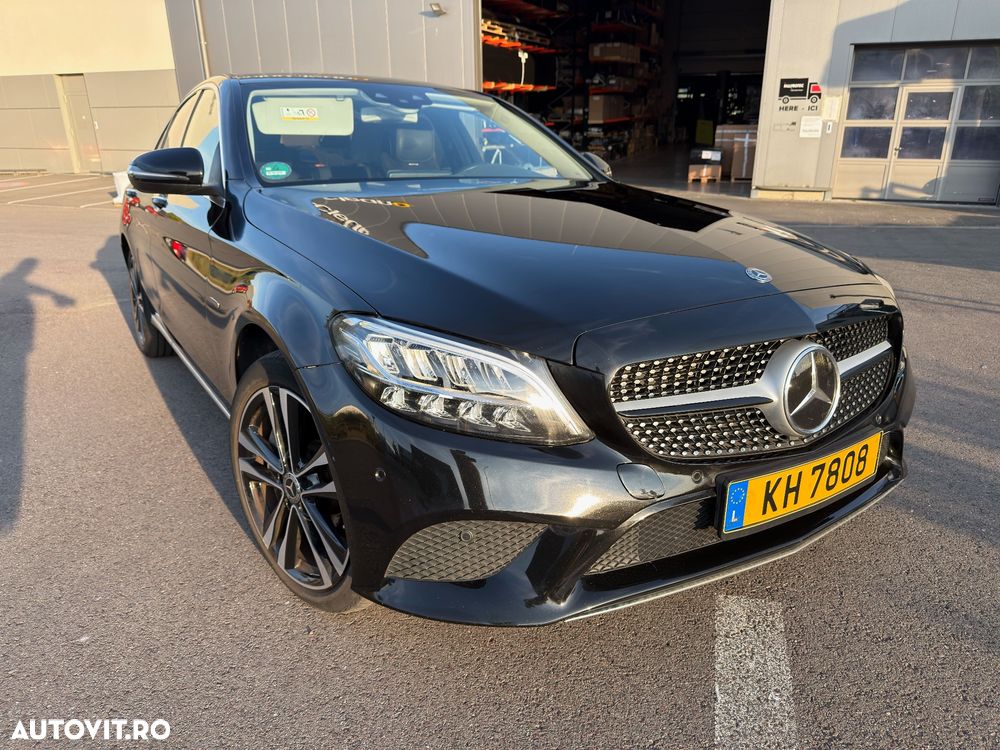 Mercedes-Benz C - 8