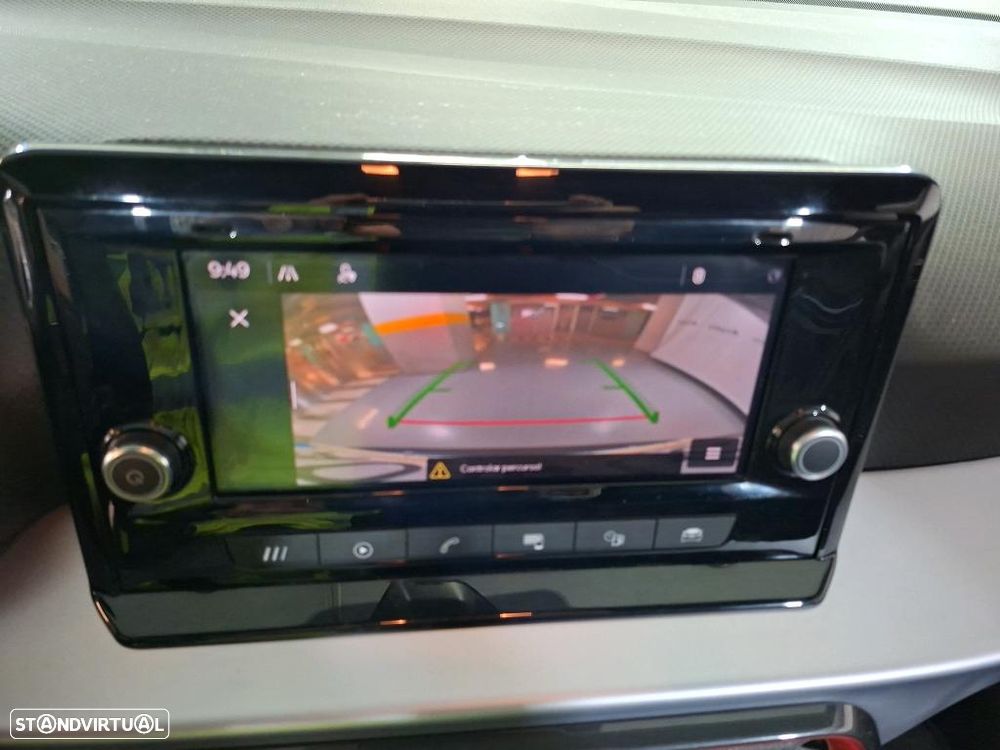 SEAT Arona 1.0 TSI FR - 9