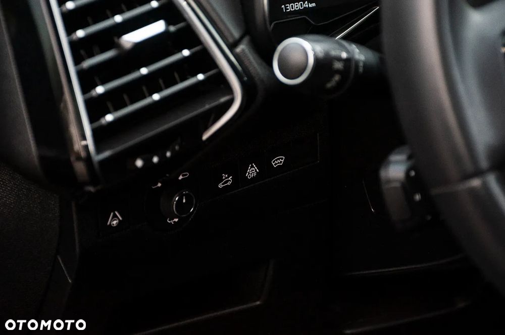 DS Automobiles DS 7 Crossback - 32