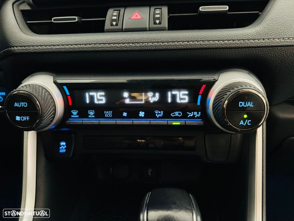 Toyota RAV4 2.5 HDF Comfort - 12