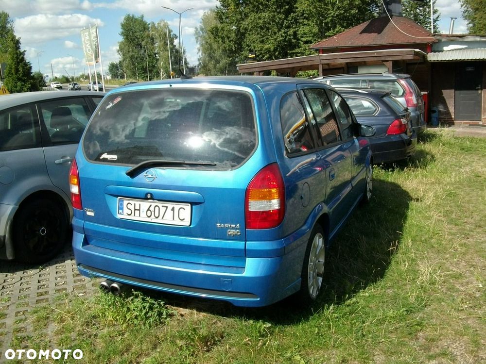 Opel Zafira - 4