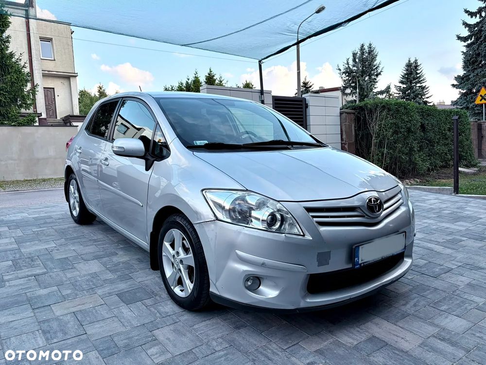 Toyota Auris 1.6 Premium Comfort - 10