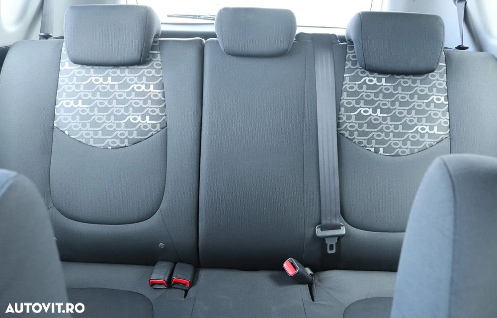 Kia Soul 1.6 DSL Fever - 23