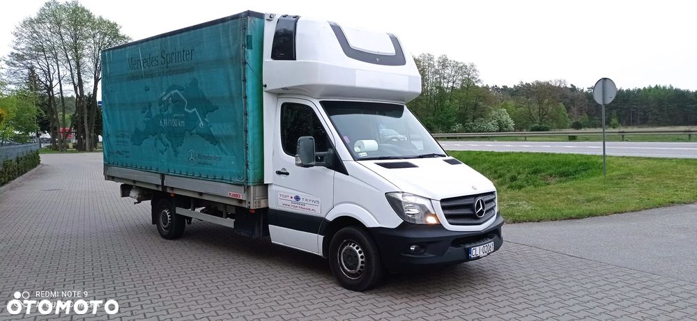 Mercedes-Benz Sprinter - 2
