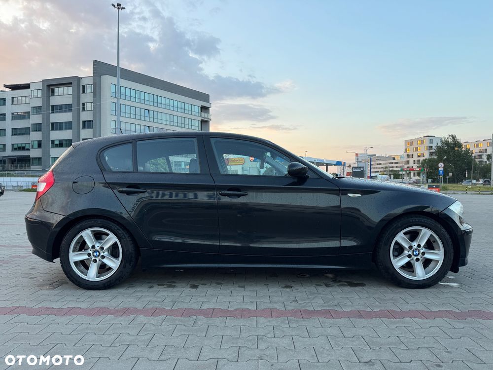 BMW Seria 1 120i - 3