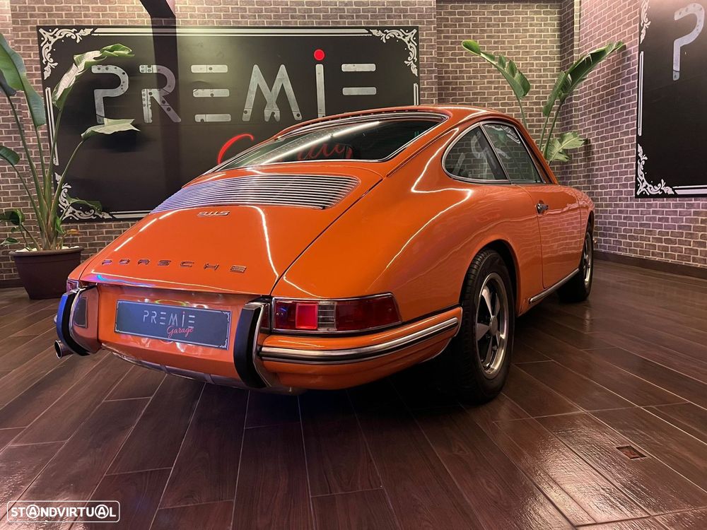 Porsche 911 Série F - 13