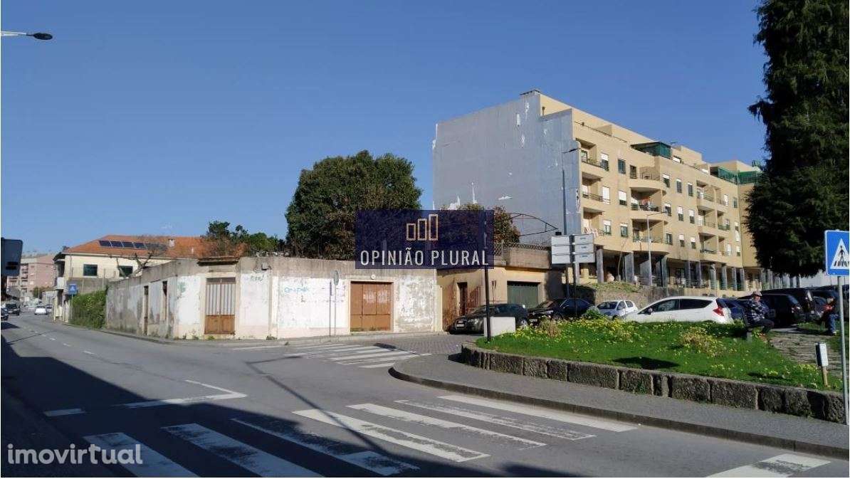 Terreno com Projeto Arquitetónico Aprovado para 27 Apartamentos e 2... - Grande imagem: 2/7
